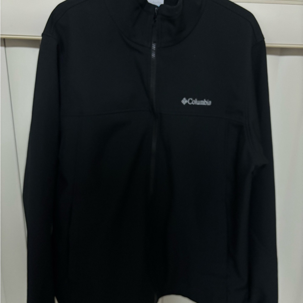 Columbia Black Quarter-Zip Pullover